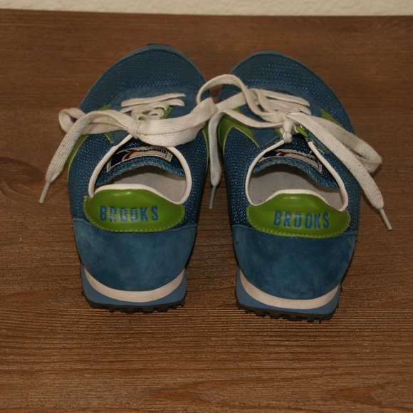 BROOKS Vanguard Men's Classic Running Shoe sz 8 - Picture 4 of 8